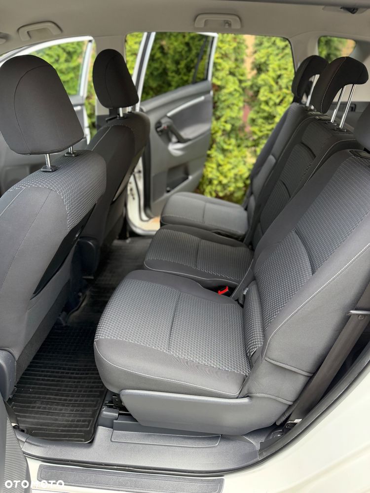 Toyota Verso 1.6 D-4D 5-Sitzer Start/Stop Skyview Edition - 8