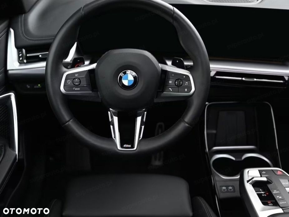 BMW X1 sDrive18i M Sport - 12