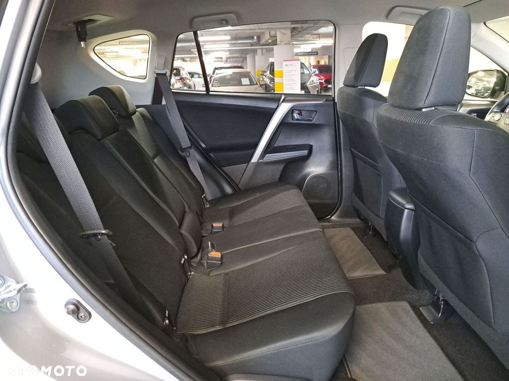Toyota RAV4 2.0 Active 4x4 - 15