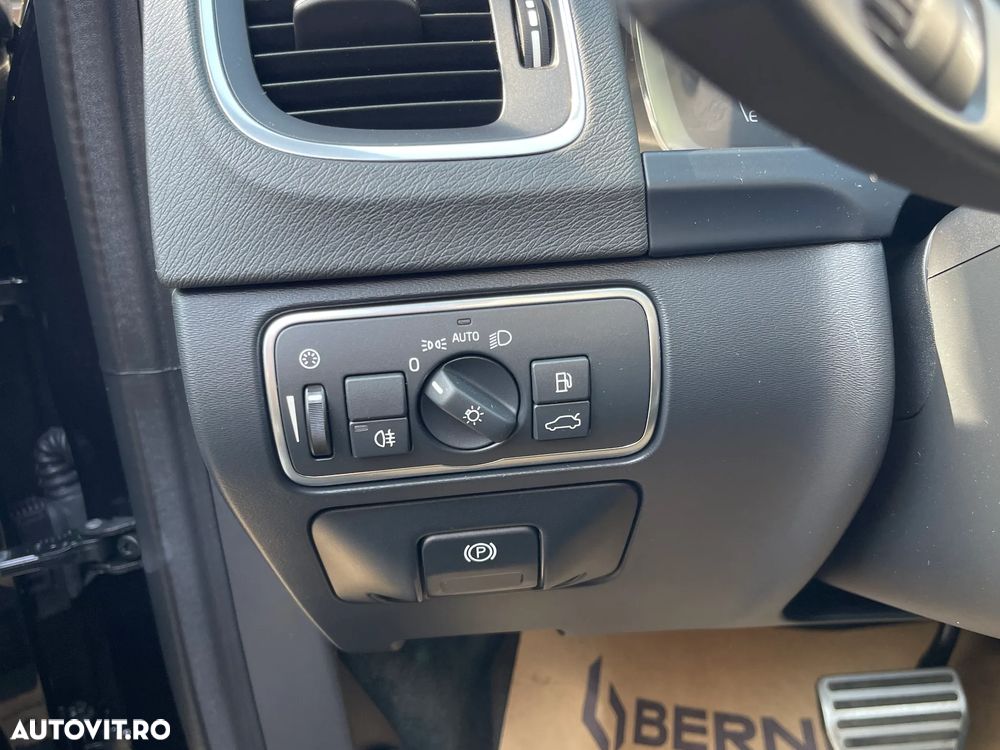 Volvo V60 D6 Twin Engine Geartronic RDesign - 11