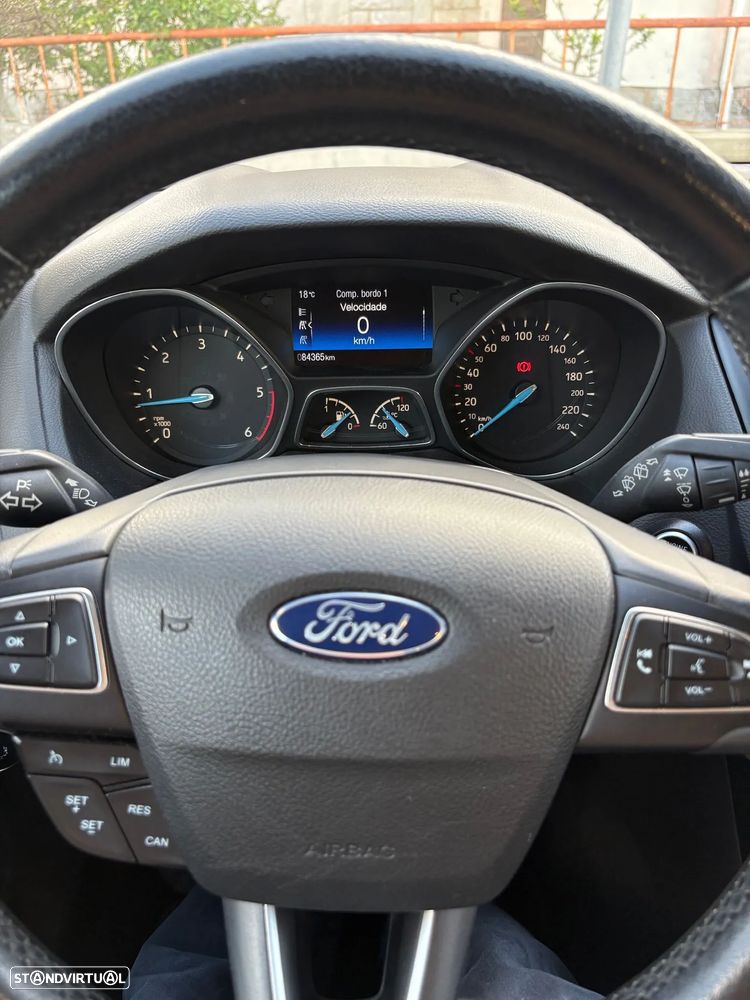 Ford Focus SW 1.5 TDCi Titanium - 9