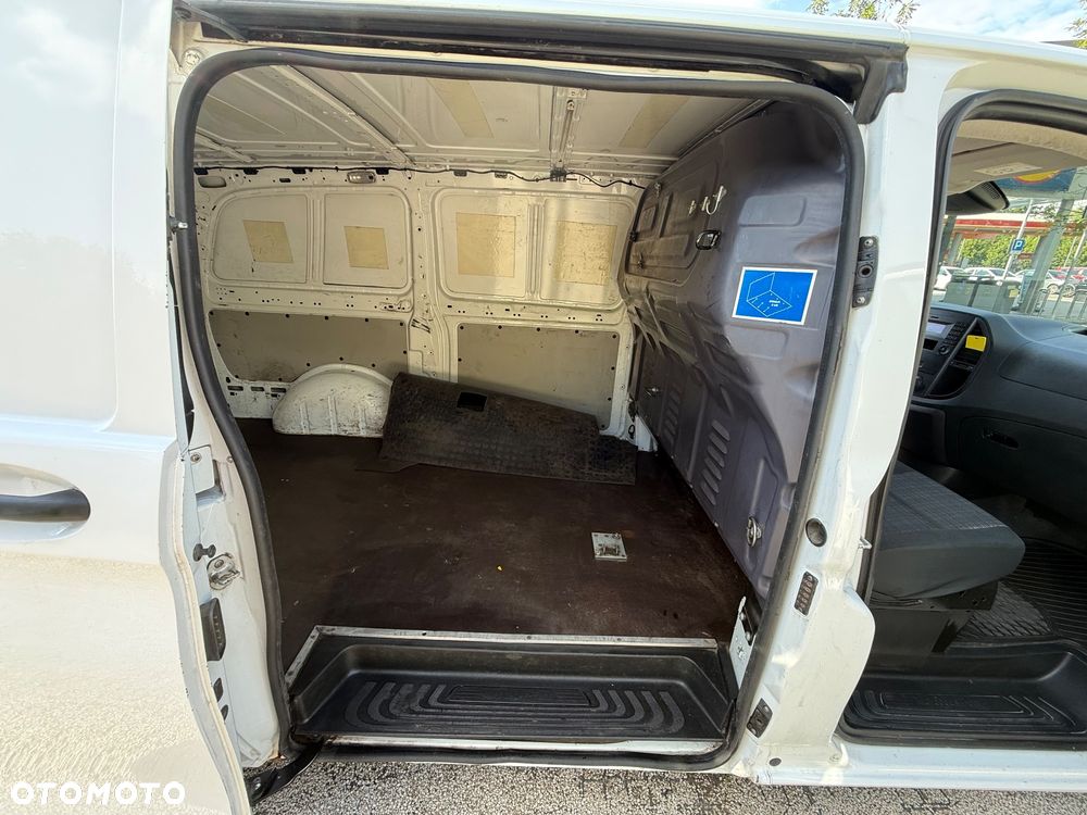 Mercedes-Benz Vito Tourer Base 447.701 - 22