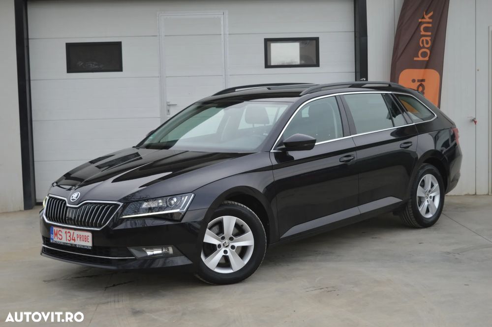 Skoda Superb 2.0 TDI DSG Ambition - 2