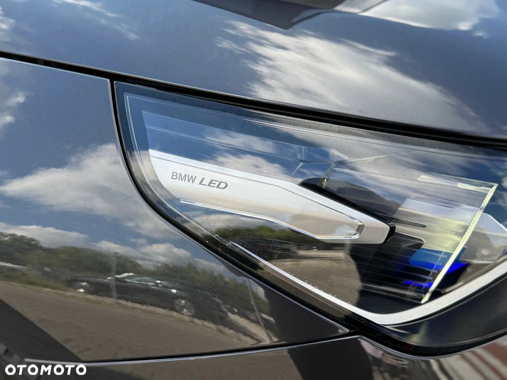 BMW Seria 5 520d xDrive mHEV M Sport - 8