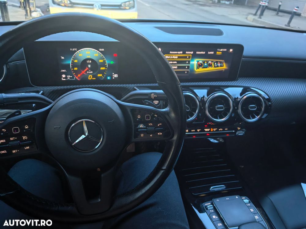 Mercedes-Benz CLA ver-180-bluetec-d-7g--tronic-avantgarde - 27