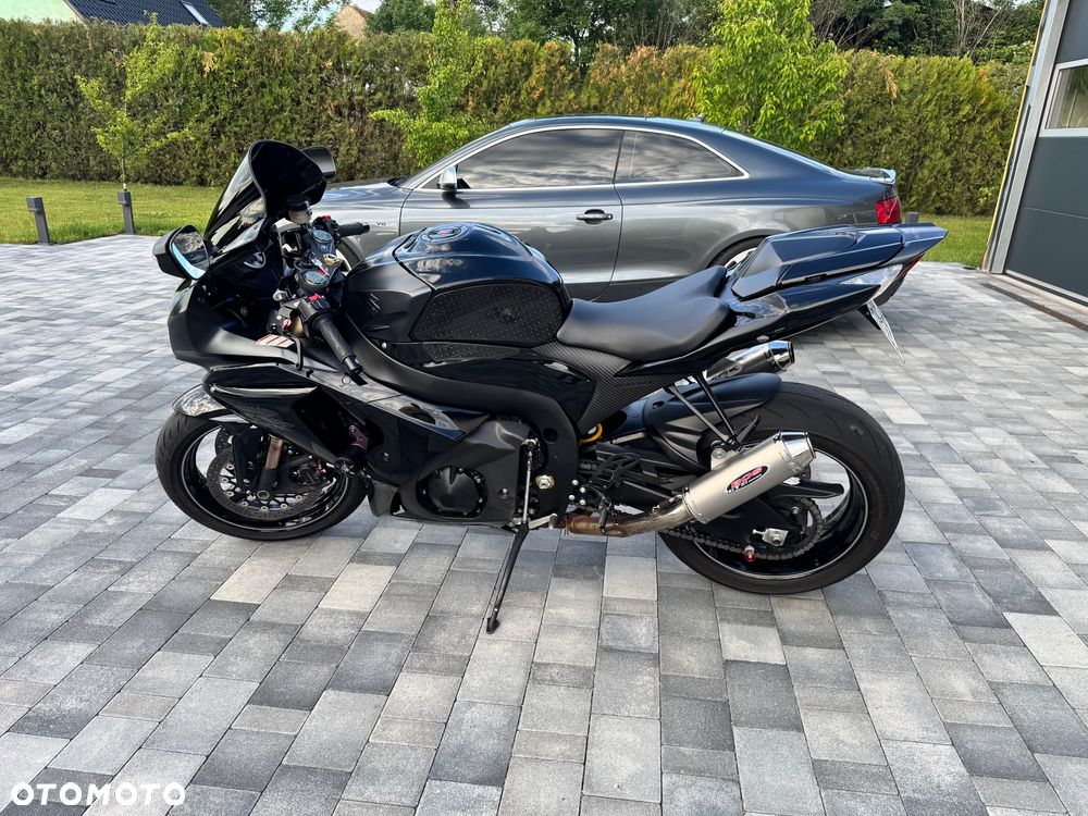 Suzuki GSX 1000 - 8