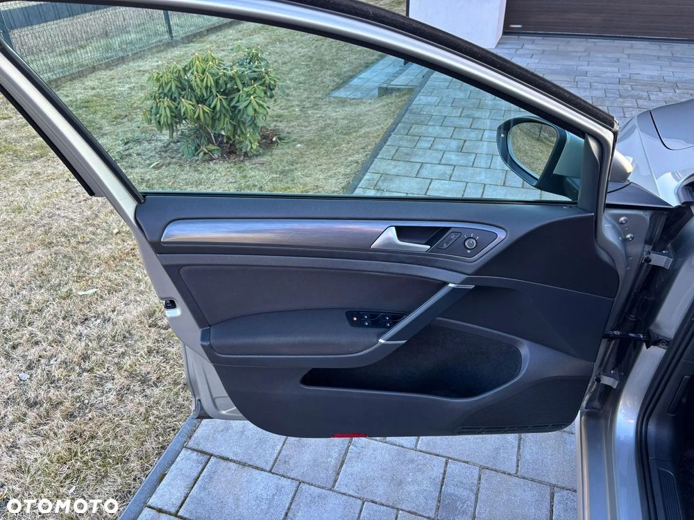 Volkswagen Golf 1.5 TSI BMT Comfortline - 7