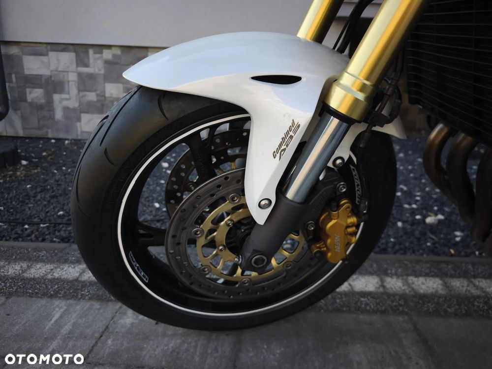 Honda Hornet - 28