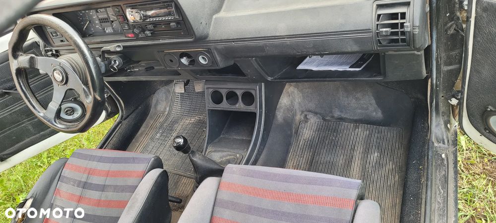 Volkswagen Caddy - 11