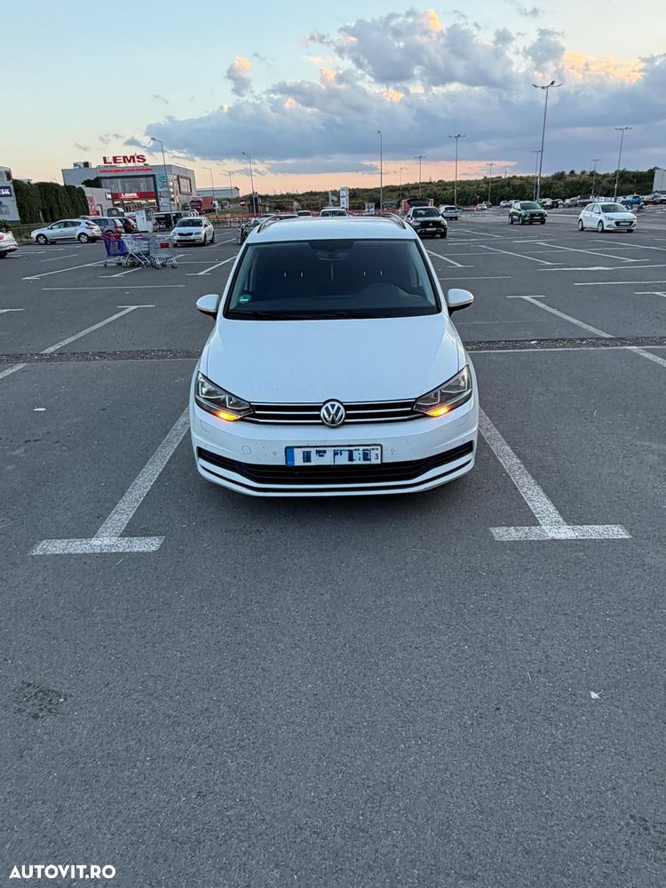 Volkswagen Touran 2.0 TDI SCR Comfortline - 12