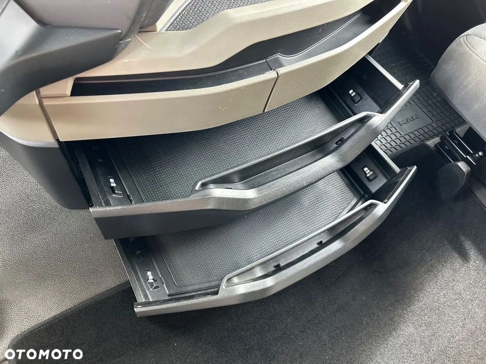 MAN TGX 18.470 4x2 LL SA - 15