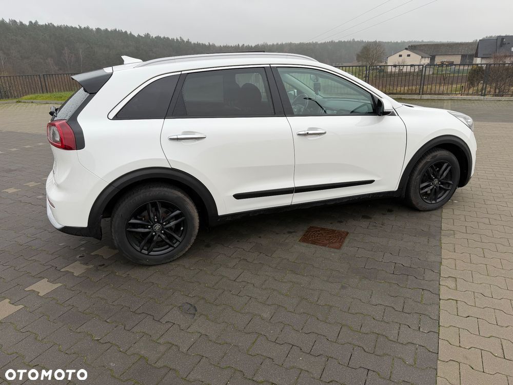 Kia Niro - 12