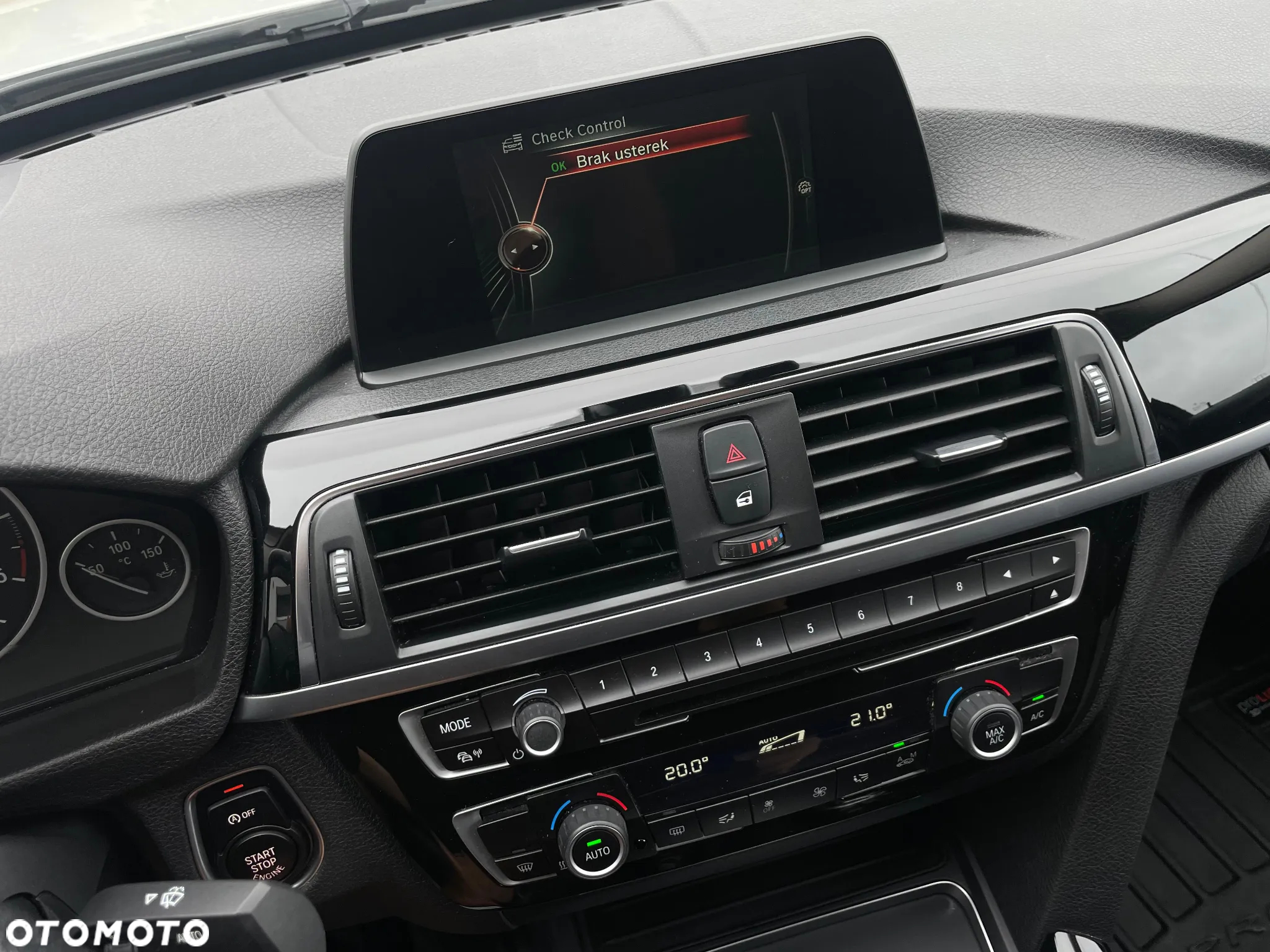 BMW Seria 3 320d Sport Line - 13
