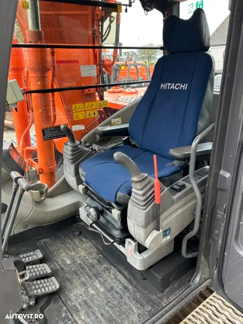 Hitachi ZX130-3 - 9
