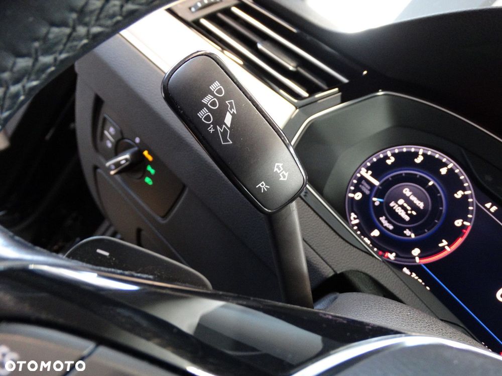 Volkswagen Passat - 22