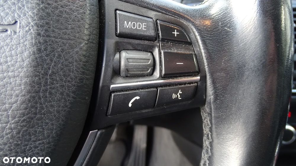 BMW Seria 5 520d Sport - 19