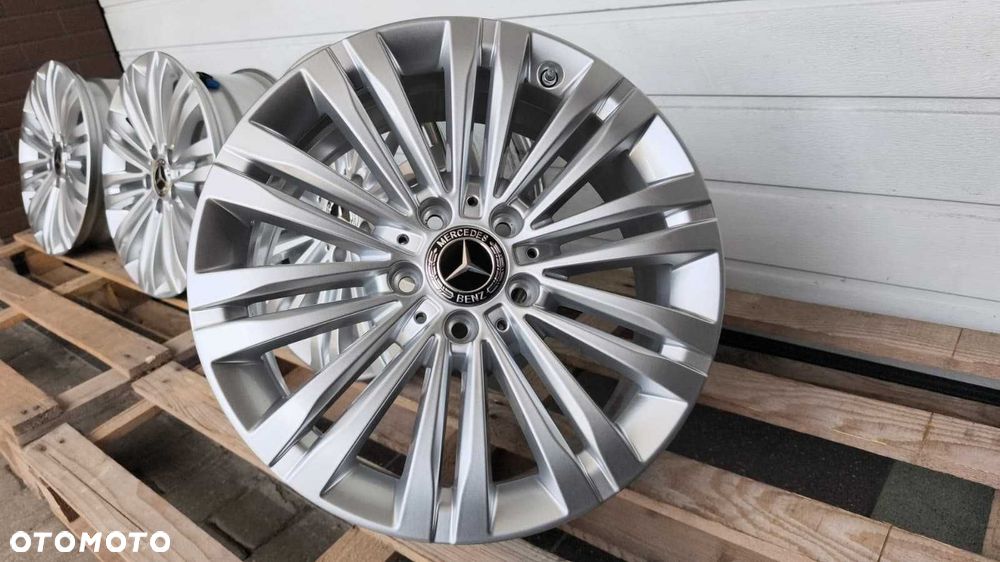 Felgi aluminiowe Mercedes C Klasa W206 CLA AUDI SKODA VW 17'' 5x112 Et44,5 TPMS (OL819F)