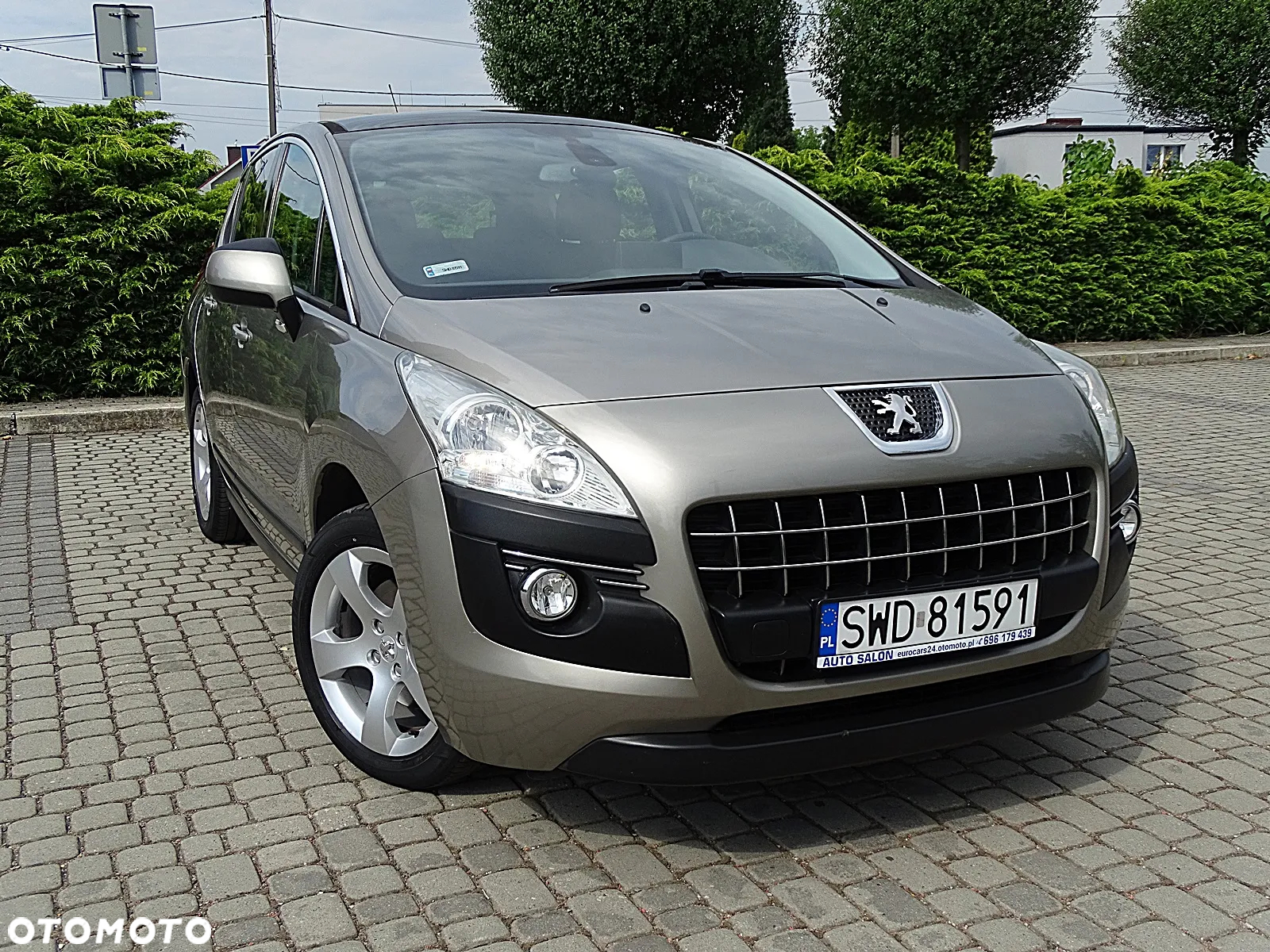 Peugeot 3008 1.6 Premium+ - 11