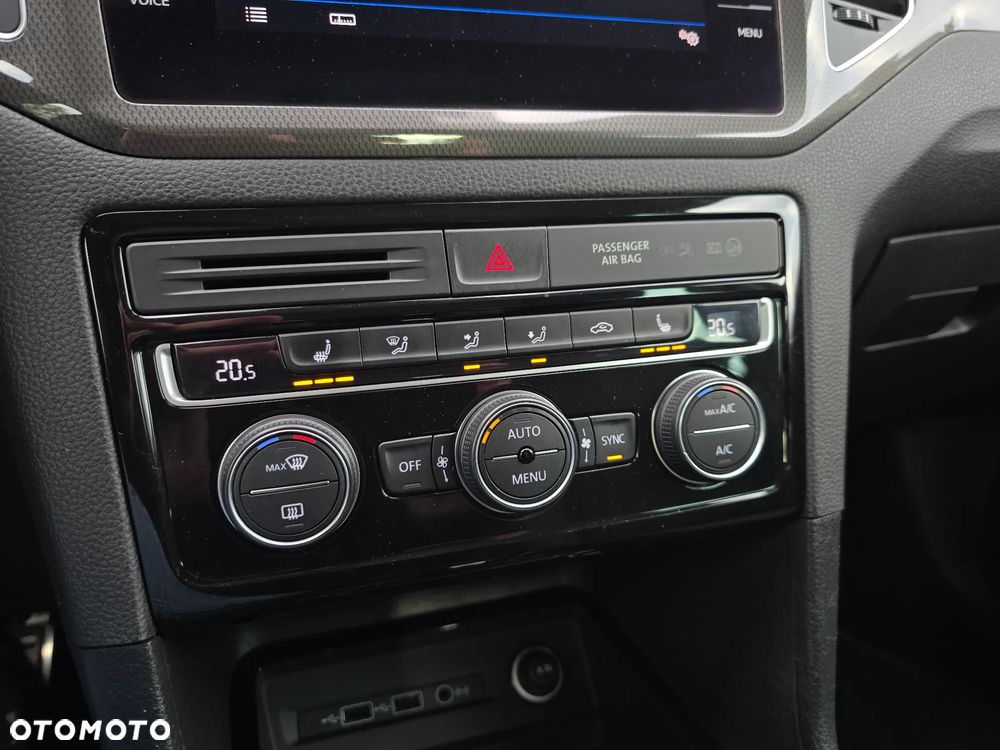 Volkswagen Golf Sportsvan 2.0 TDI SCR DSG Join - 26