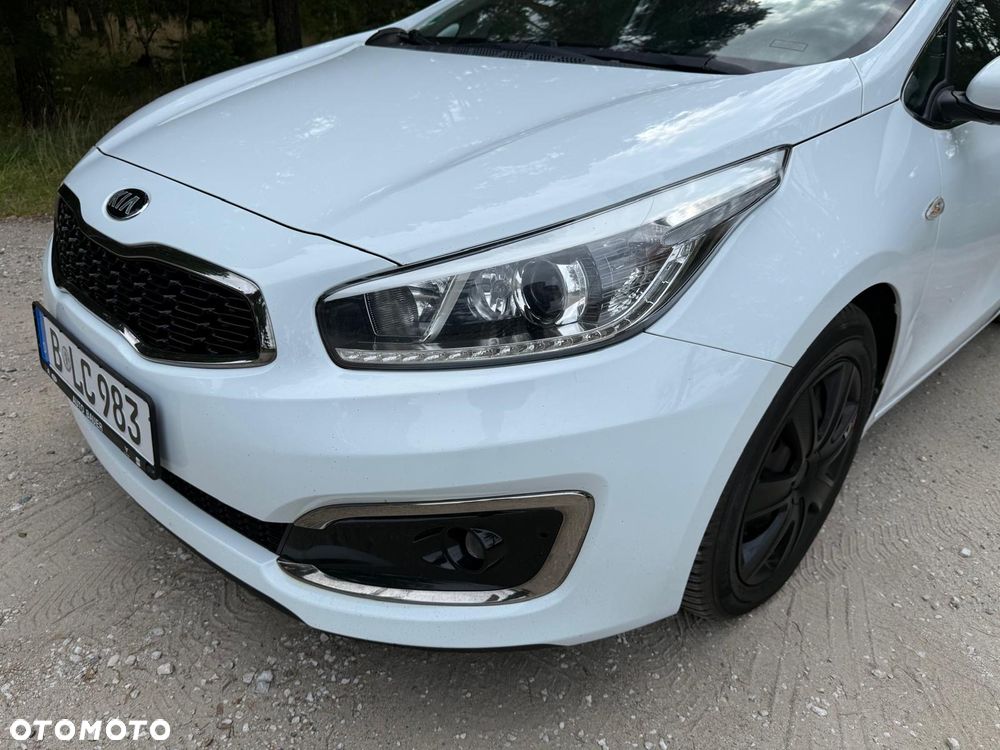 Kia Ceed 1.6 GDI ISG Spirit - 5