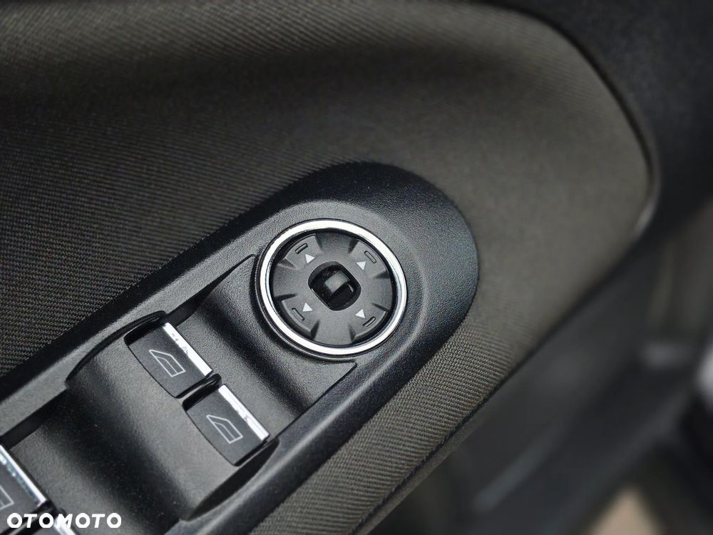 Ford Mondeo - 15