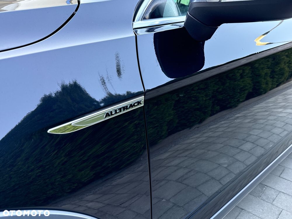Volkswagen Passat Alltrack - 12