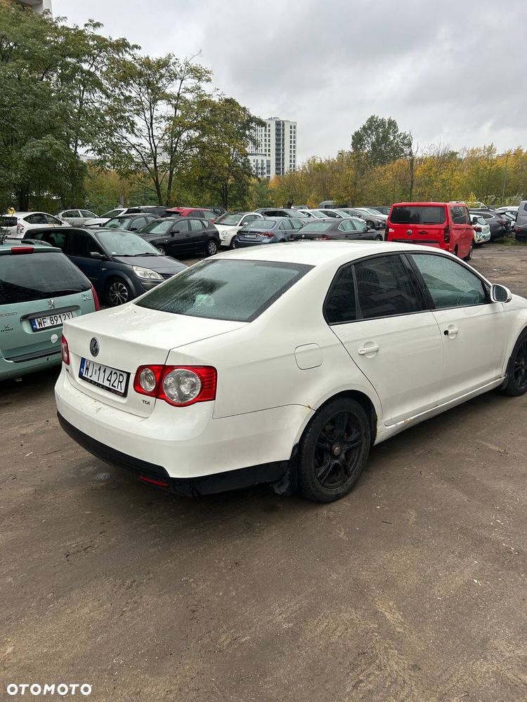 Volkswagen Jetta 2006 photo 4