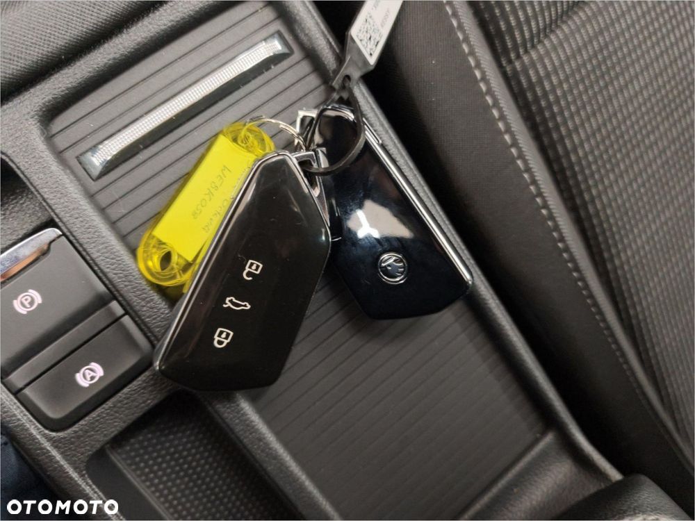 Skoda Octavia 1.5 TSI e-Tec Ambition DSG - 21