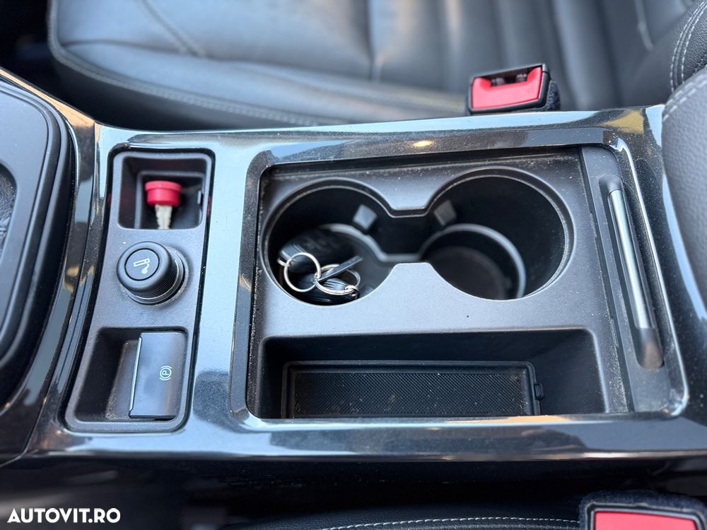 Ford Kuga 2.0 TDCi 4x4 Aut. Titanium - 11