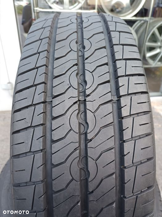 205/65R16C Semperit Van-Life2 BUS Para T5 Vito Trafic Vivaro DEMO 21r - 3