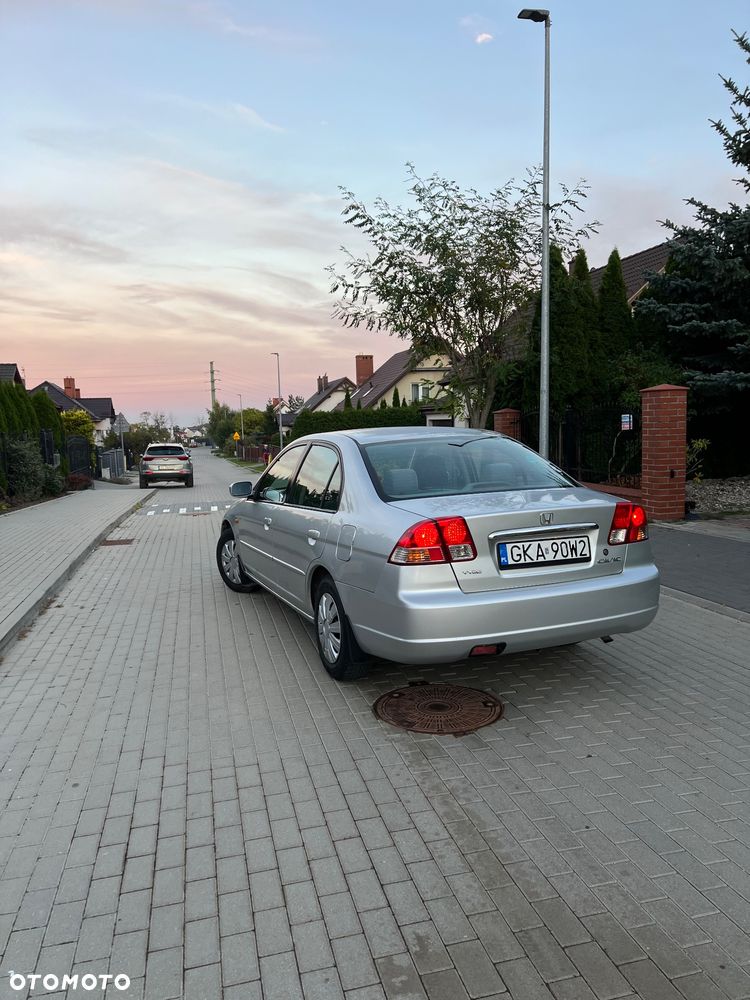 Honda Civic 1.6i LS - 22
