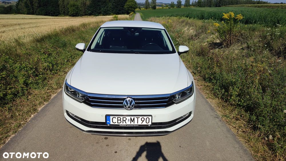 Volkswagen Passat 1.8 TSI BMT Highline - 35