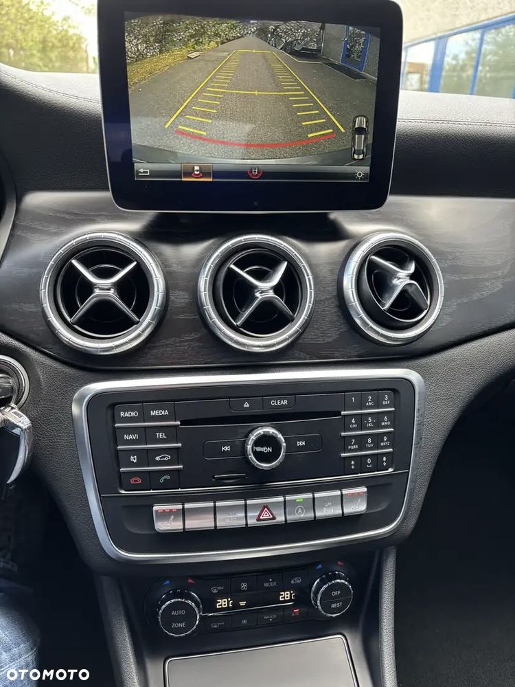 Mercedes-Benz CLA - 15