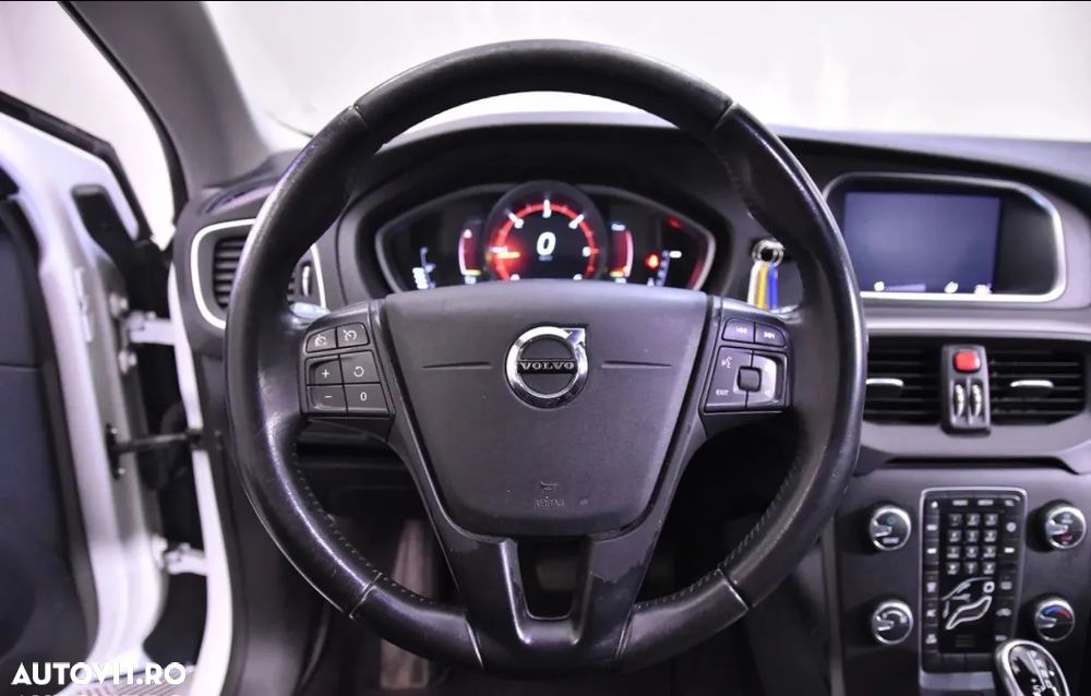 Volvo V40 D2 Aut. Kinetic - 17
