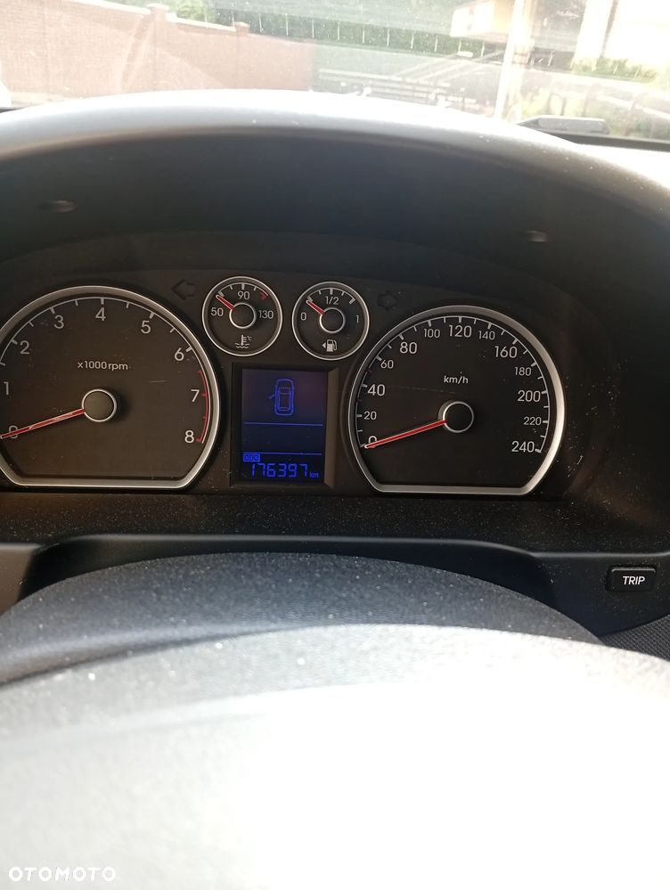 Hyundai i30 1.6 Classic + - 6