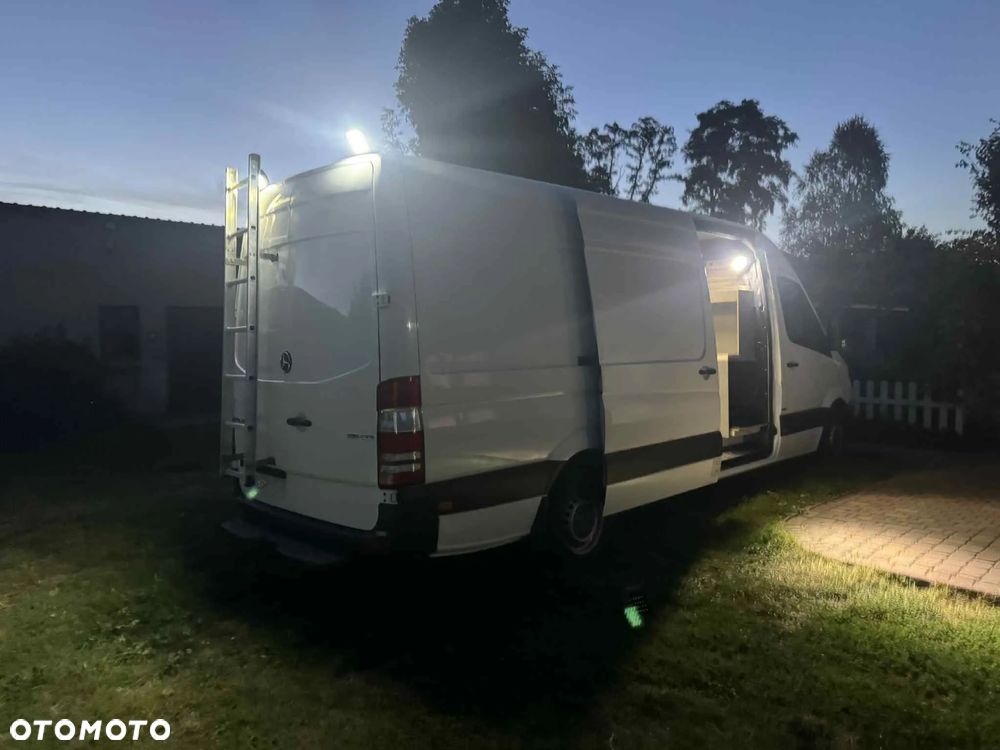 Mercedes-Benz SPRINTER - 19