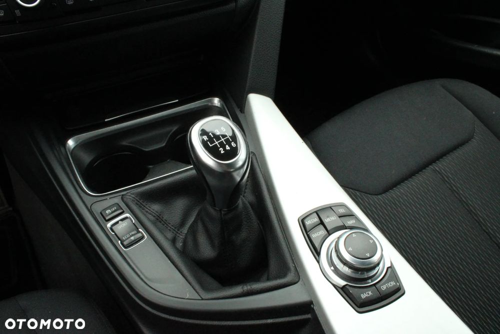 BMW Seria 3 320d Efficient Dynamics Edition - 17