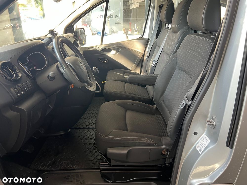 Opel Vivaro - 13