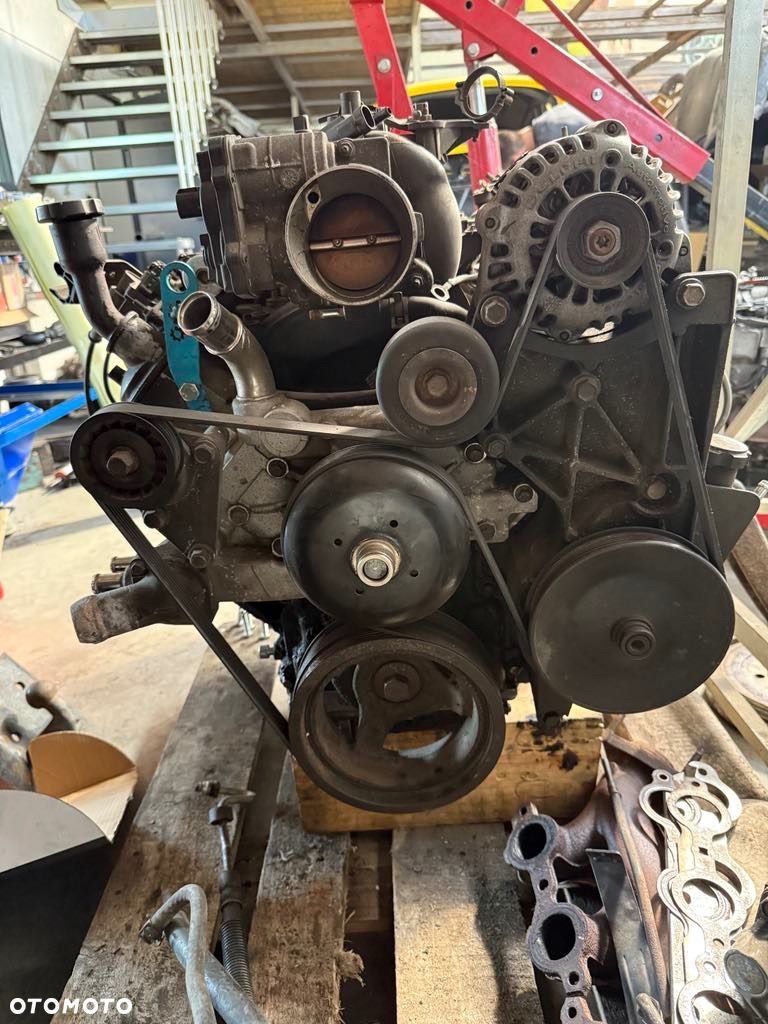 Silnik kompletny LM7 VORTEC V8 Chevrolet Avalanche 5,3l - 1