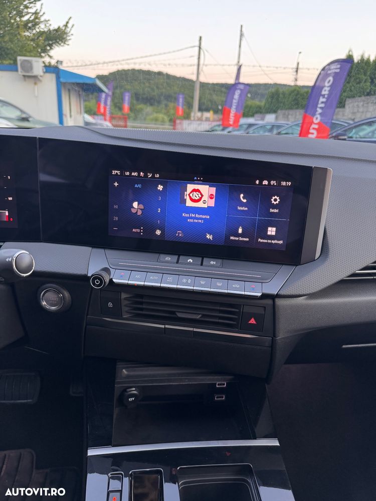 Opel Astra 1.5 D Automatik GS Line - 25