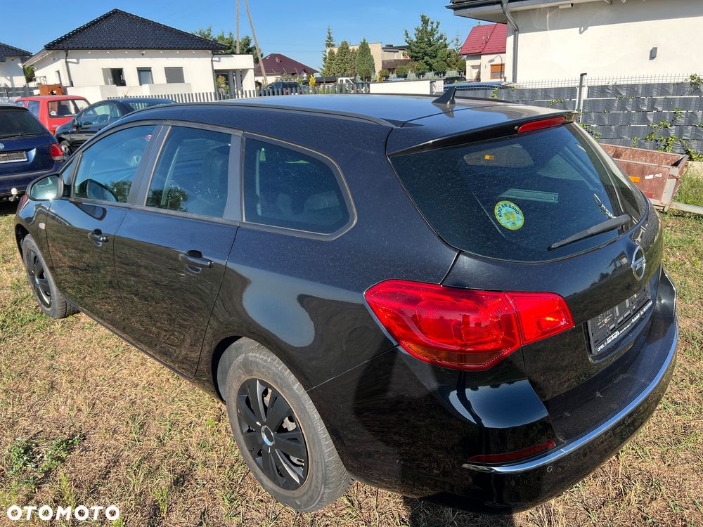 Opel Astra - 2