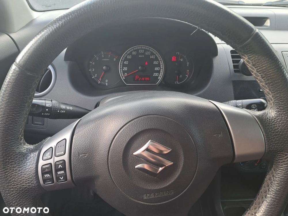 Suzuki Swift 1.5 GLX / Comfort - 12