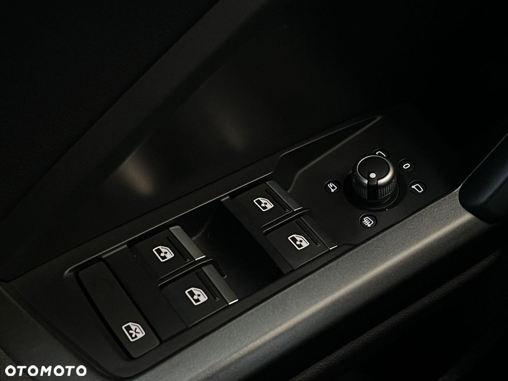 Audi Q3 Sportback 40 TFSI Quattro S-Line S tronic - 21