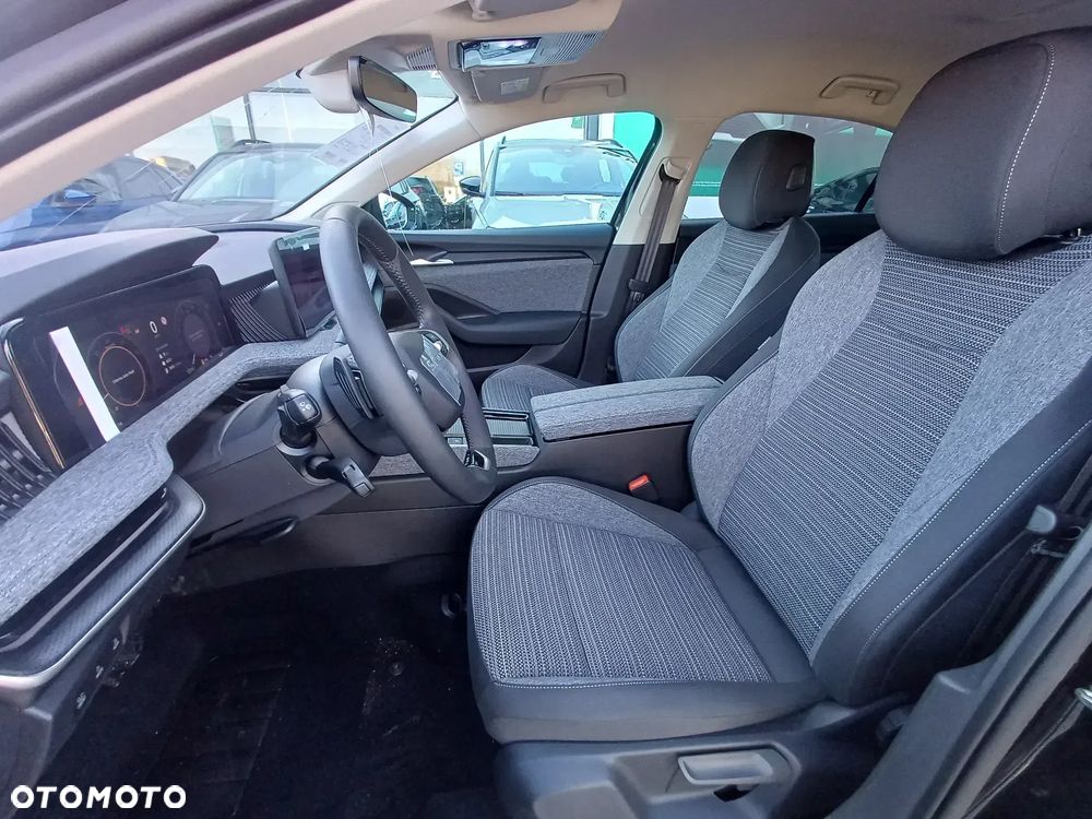 Skoda Superb 2.0 TSI Drive DSG - 12