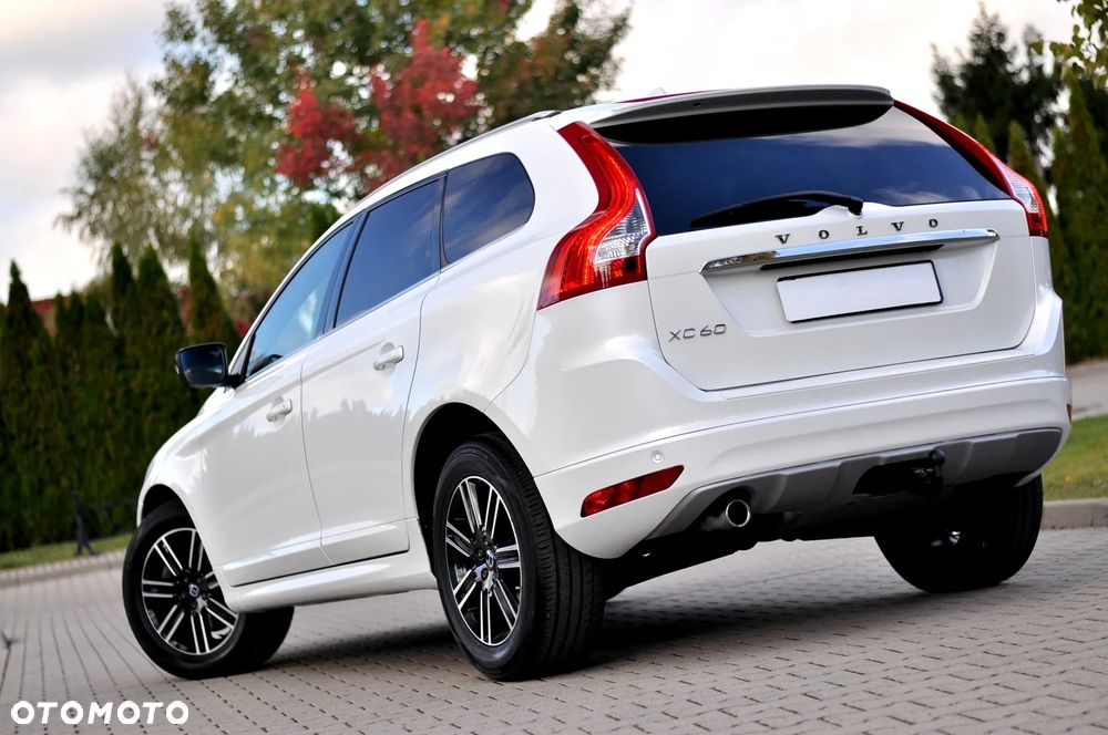 Volvo XC 60 D4 Summum - 10