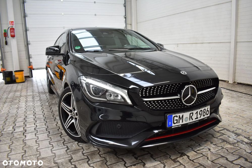 Mercedes-Benz CLA 250 4Matic 7G-DCT Sport - 3