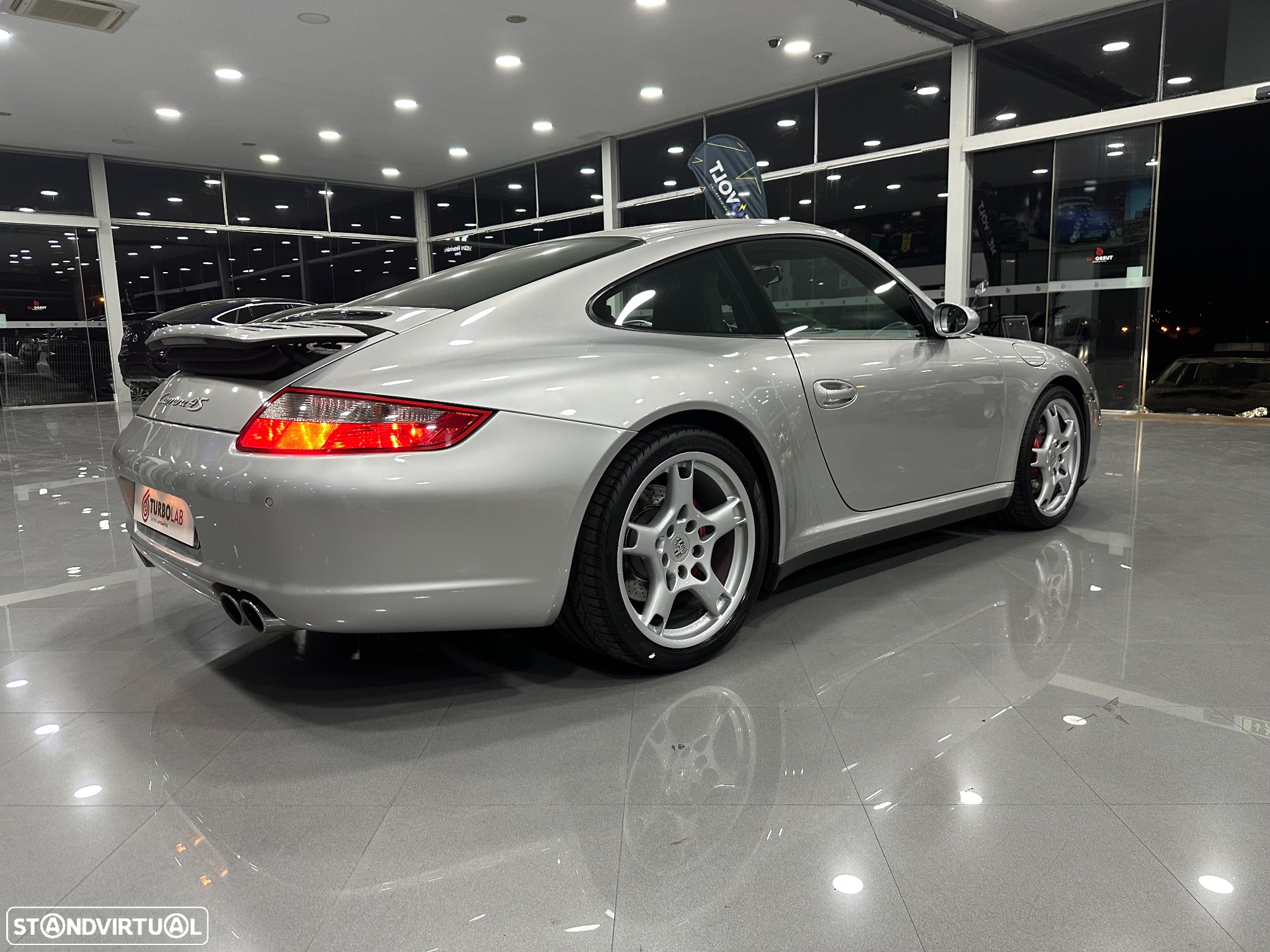 Porsche 911 Série F - 12