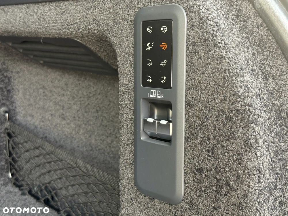 Land Rover Range Rover - 15