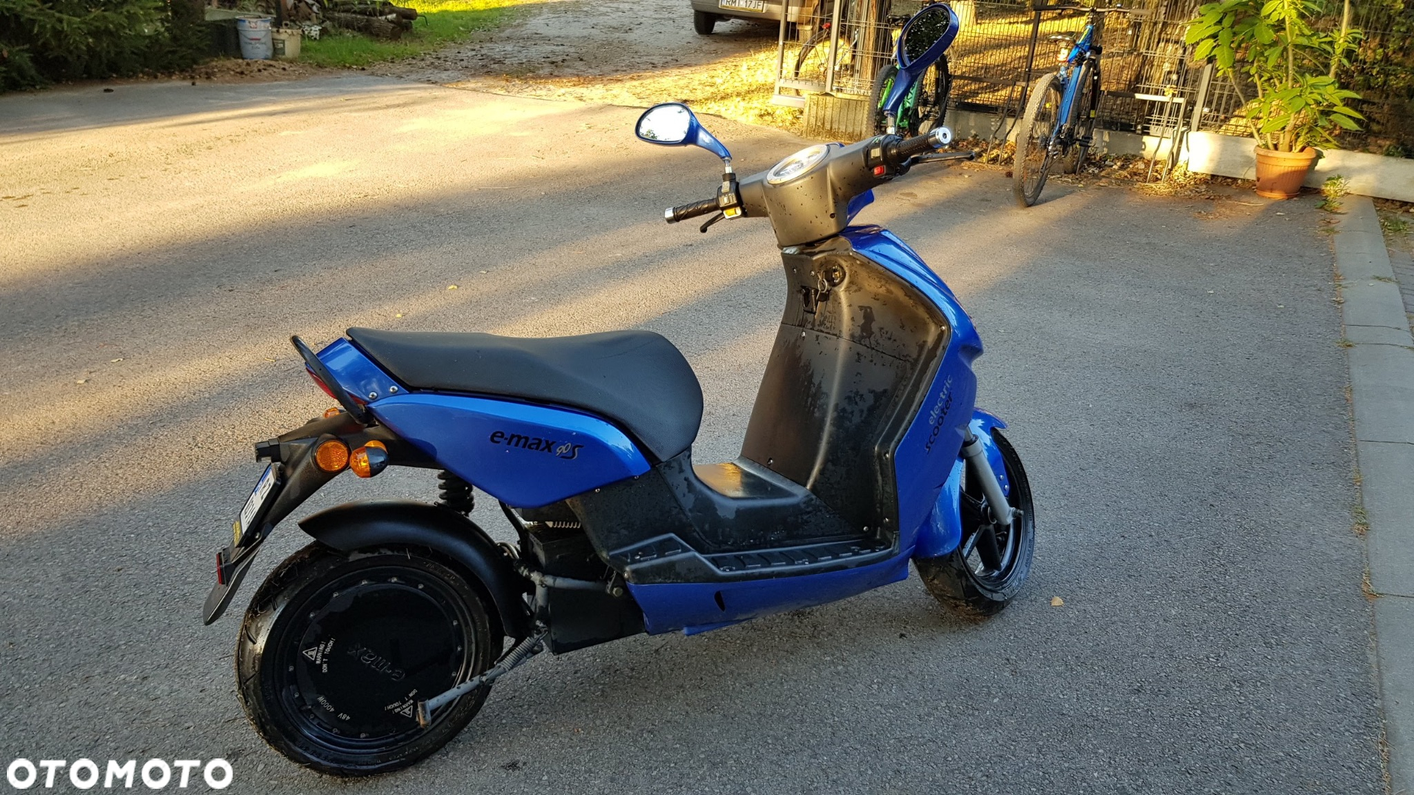 Super Soco E-MAX - 10