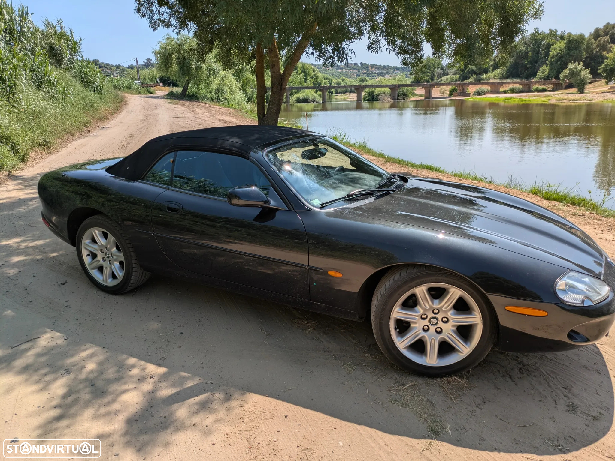 Jaguar XK XK8 4.0 Convertible Pele - 17